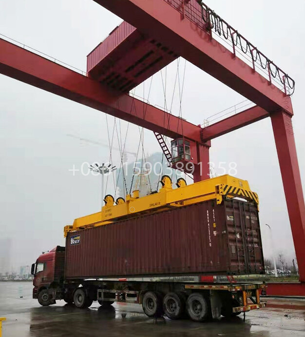 Container Spreader