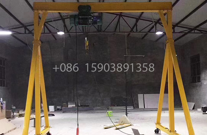 Manual Gantry Cranes